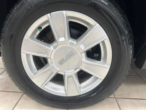 Used 2013 GMC Terrain SLE image 27