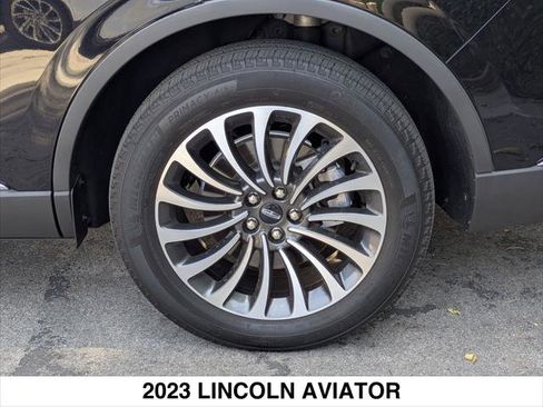 Certified 2023 Lincoln Aviator Reserve w/ Equipment Group 201A AWD/4WD image 9