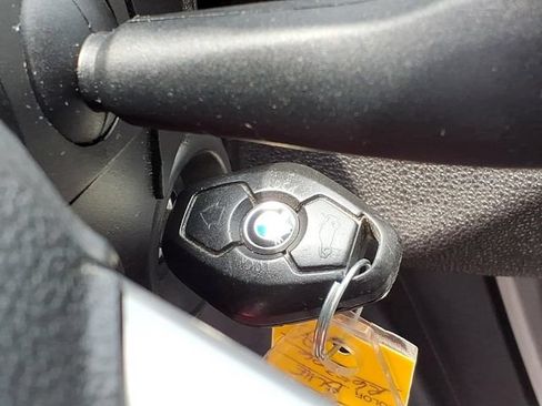 Used 2003 BMW Z4 2.5i RWD image 9