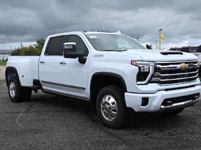 New 2026 Chevrolet Silverado 3500 High Country w/ High Country Premium Package