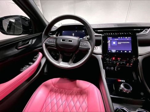 New 2025 Jeep Grand Cherokee Laredo image 20