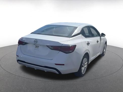 Used 2025 Nissan Sentra S image 12