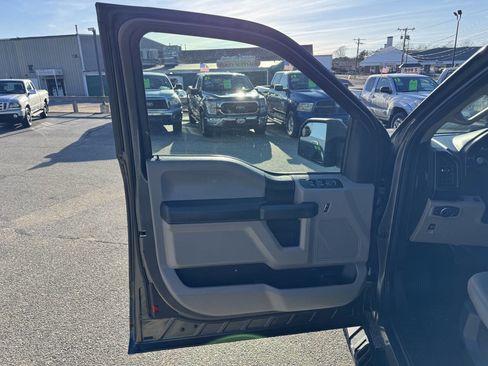 Used 2018 Ford F150 XL w/ Equipment Group 101A Mid image 22