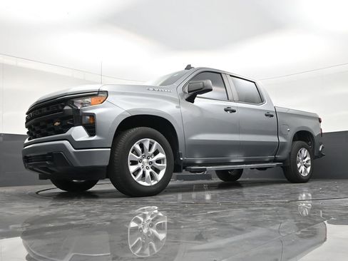 Used 2023 Chevrolet Silverado 1500 Custom RWD image 20
