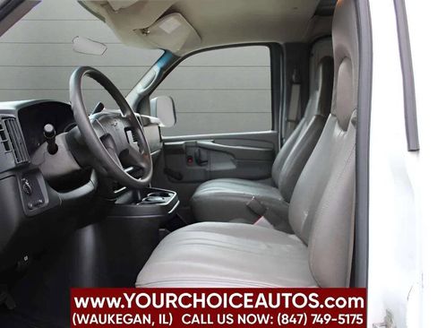 Used 2004 Chevrolet Express 1500 image 13