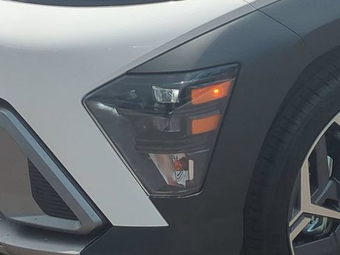 New 2026 Hyundai Kona SEL Premium FWD image 10