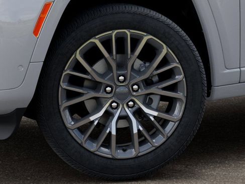 New 2026 Jeep Grand Cherokee L Summit AWD/4WD image 8