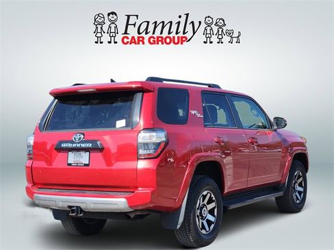 Certified 2024 Toyota 4Runner TRD Off-Road Premium image 4