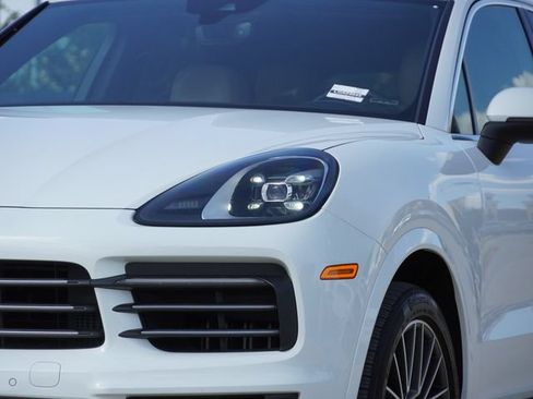 Used 2020 Porsche Cayenne AWD/4WD image 4