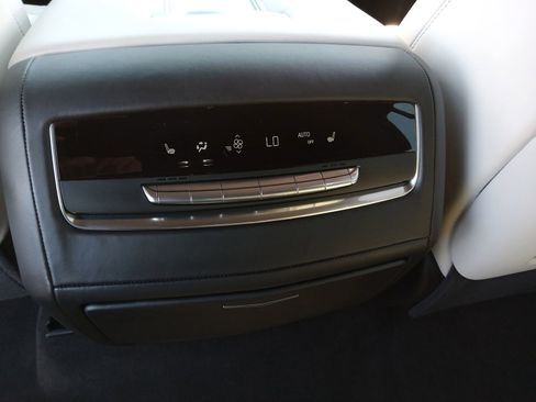 Used 2025 Cadillac Escalade V image 26