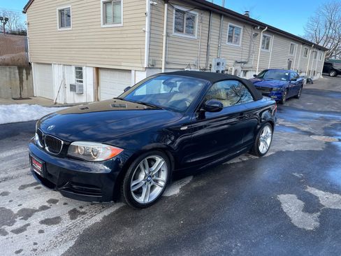 Used 2013 BMW 135i Convertible image 1