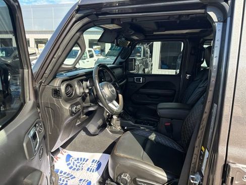 Used 2021 Jeep Wrangler Unlimited Sahara AWD/4WD image 14