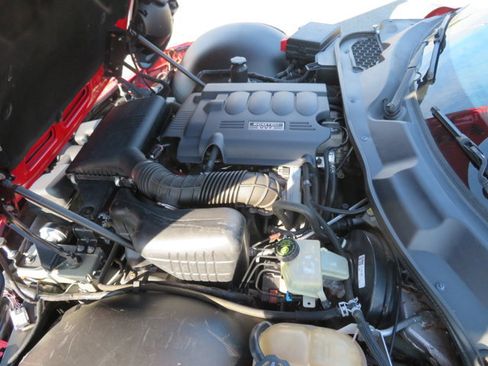Used 2006 Pontiac Solstice Convertible w/ Premium Package image 17