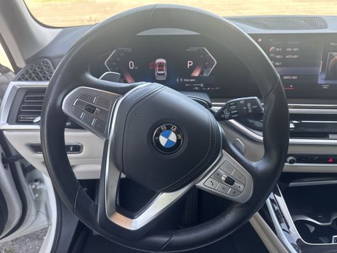 Used 2023 BMW X7 xDrive40i w/ Premium Package AWD/4WD image 20