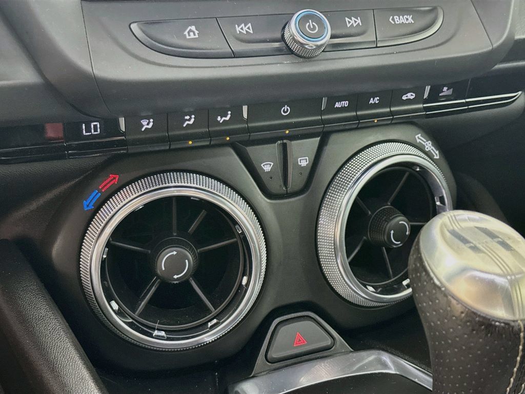 Used 2021 Chevrolet Camaro SS RWD image 16