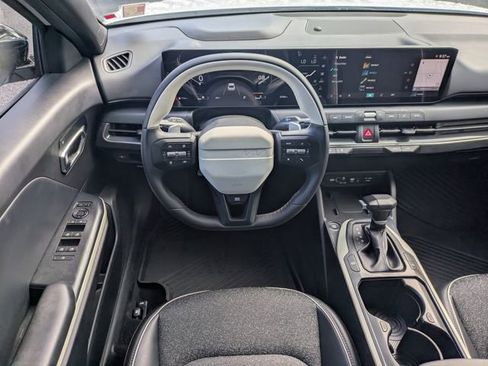 Used 2025 Kia K4 GT-Line image 15