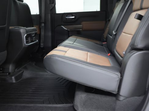 Used 2022 Chevrolet Silverado 3500 High Country w/ Safety Package II AWD/4WD image 44