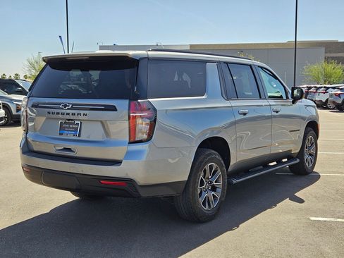 Certified 2024 Chevrolet Suburban Z71 AWD/4WD image 5
