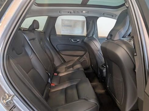 New 2026 Volvo XC60 B5 Ultra w/ Climate Package AWD/4WD image 28
