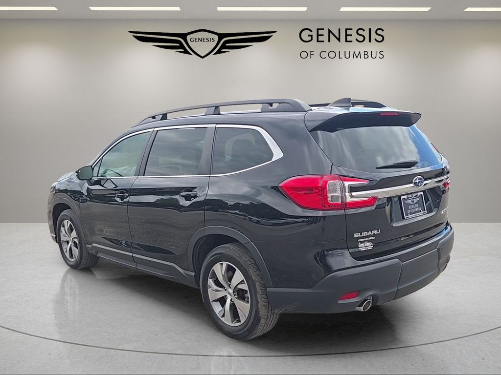 Used 2023 Subaru Ascent Premium w/ Convenience Package AWD/4WD image 3