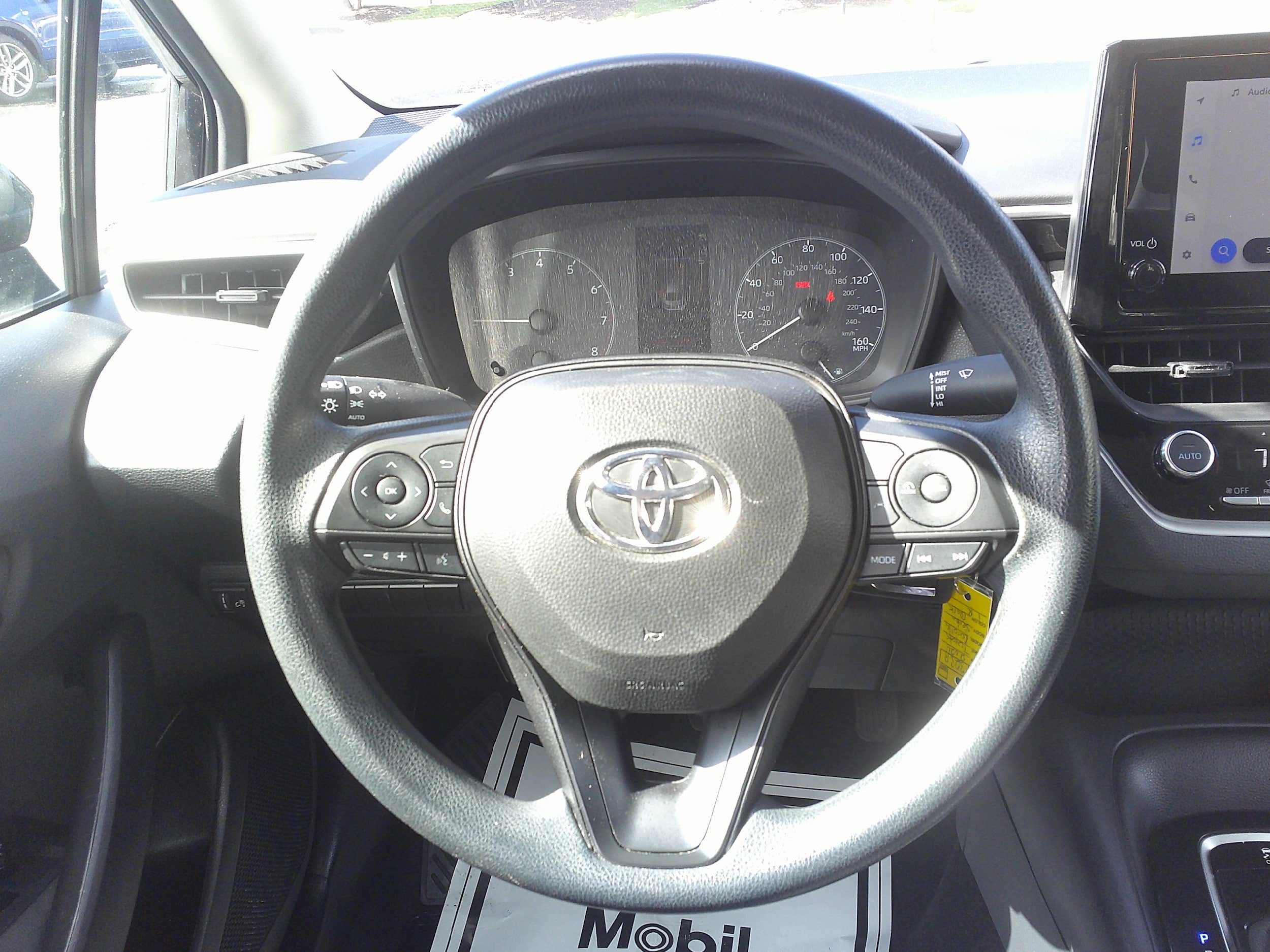 Used 2024 Toyota Corolla LE FWD image 17
