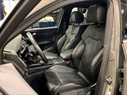 Certified 2023 Audi Q5 2.0T Prestige w/ Prestige Package AWD/4WD image 25