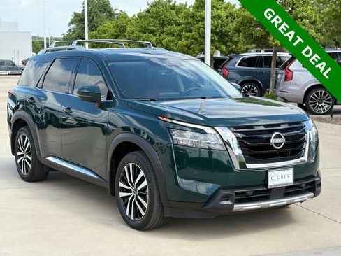 Used 2024 Nissan Pathfinder Platinum w/ Cargo Package FWD image 5