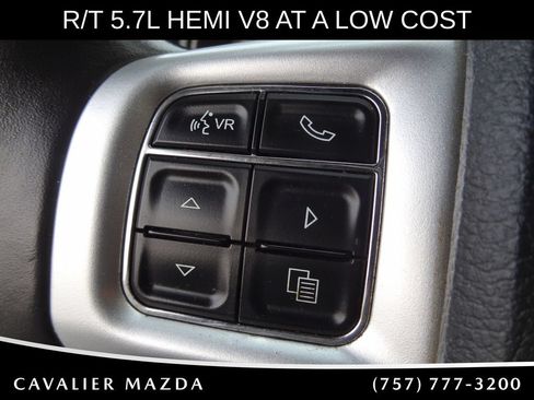 Used 2013 Dodge Challenger R/T RWD image 18