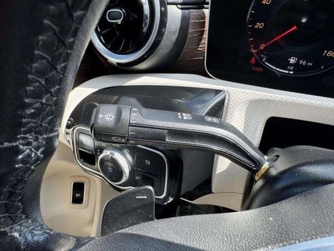 Used 2019 Mercedes-Benz A 220 image 24