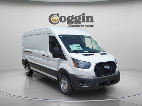 New 2026 Ford Transit 250 148 Medium Roof RWD image 4