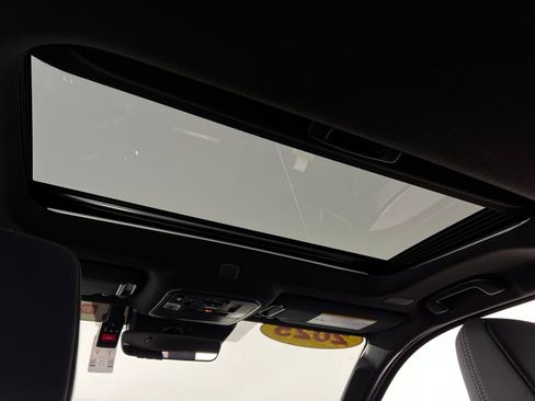 Certified 2025 Toyota 4Runner Limited image 27