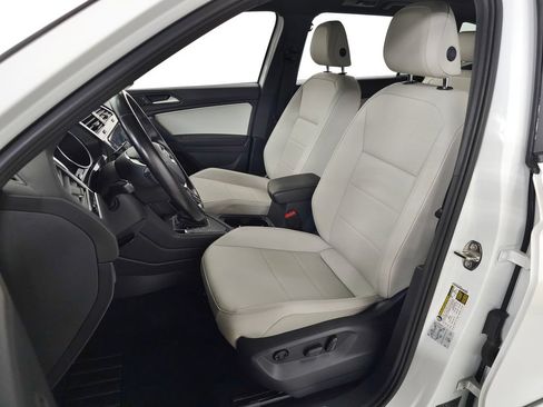 Used 2021 Volkswagen Tiguan SE R-Line FWD image 15