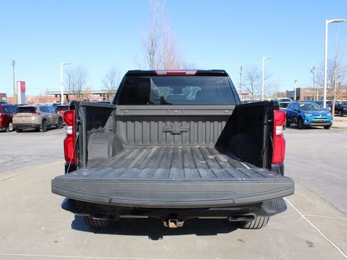 Used 2022 Chevrolet Silverado 1500 RST w/ Redline Edition image 10