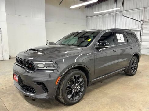 Used 2024 Dodge Durango R/T RWD image 3