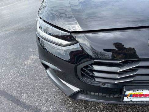 Certified 2024 Honda HR-V Sport image 37