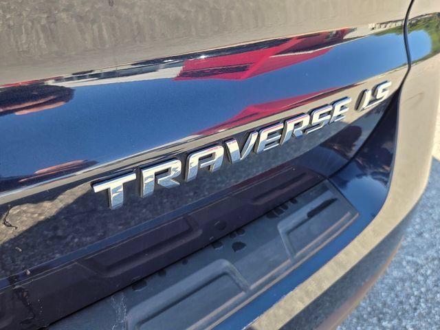 Used 2016 Chevrolet Traverse LS FWD image 14