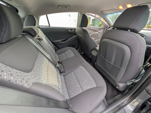 Used 2017 Hyundai Ioniq SEL image 10