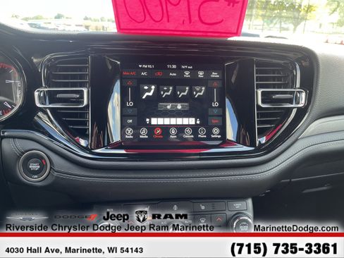 Used 2024 Dodge Durango SXT w/ SXT Blacktop Group image 17