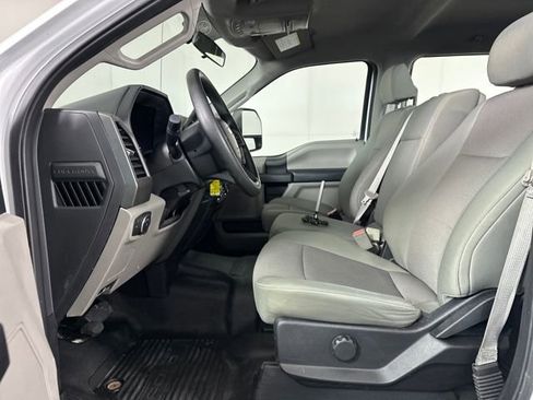 Used 2019 Ford F250 XL w/ STX Appearance Package image 11