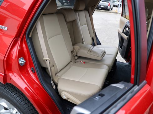 Used 2022 Toyota 4Runner SR5 Premium w/ Moonroof Package RWD image 45