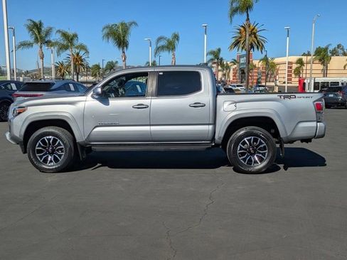 Used 2020 Toyota Tacoma SR5 image 8