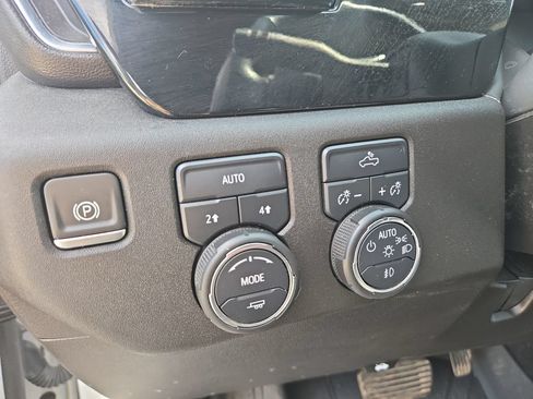 Used 2024 Chevrolet Silverado 1500 RST w/ Convenience Package II AWD/4WD image 19