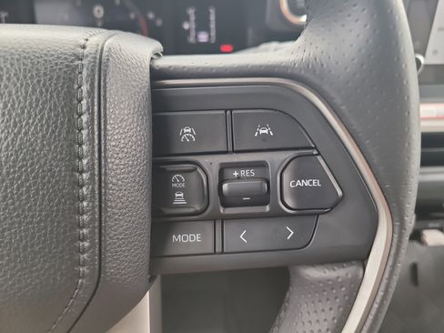 Used 2026 Toyota 4Runner SR5 image 29