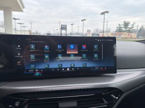 New 2026 BMW i4 xDrive40 AWD/4WD image 37