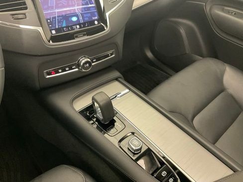 Certified 2024 Volvo XC90 B5 Core w/ Protection Package Premier image 15