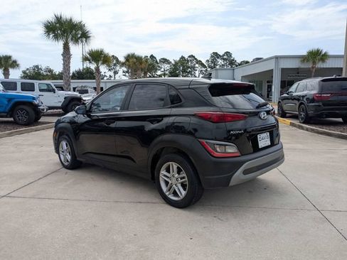 Used 2022 Hyundai Kona SE FWD image 5