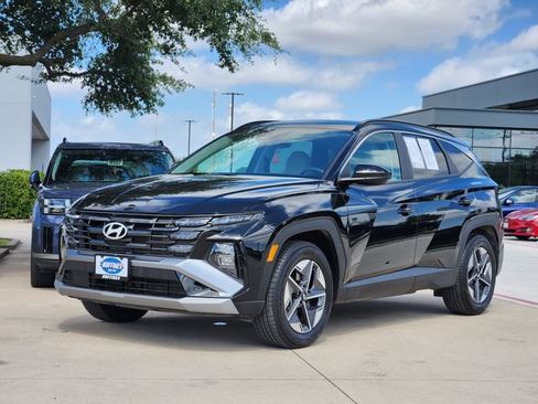 Certified 2026 Hyundai Tucson SEL FWD image 2