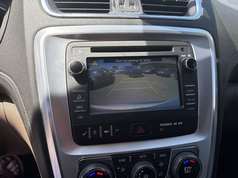 Used 2014 GMC Acadia SLT FWD image 18