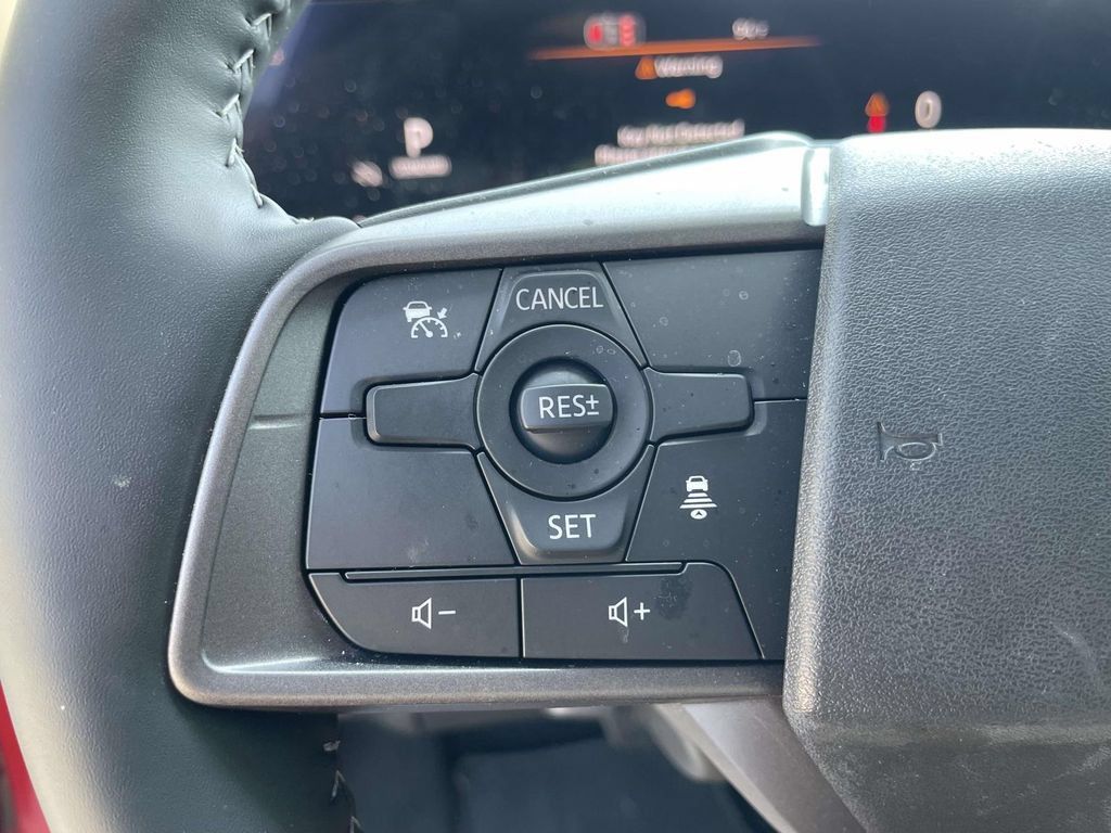 Used 2026 Nissan Sentra SV w/ SV Convenience Package FWD image 21