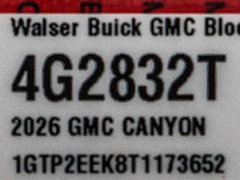 Used 2026 GMC Canyon AT4X AWD/4WD image 27